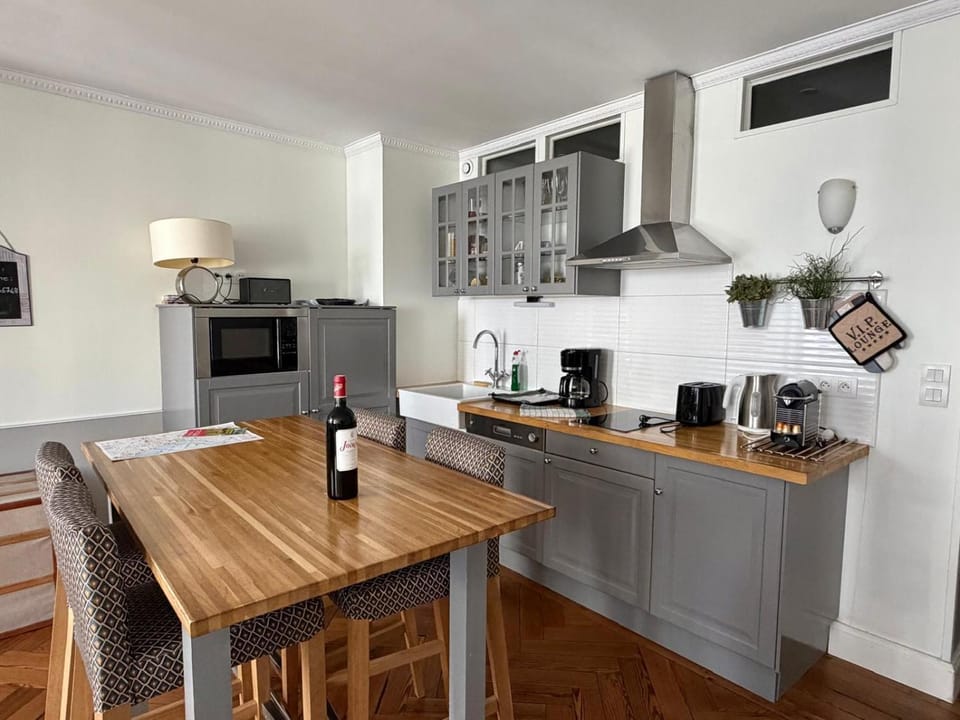 L'Appart D'Oli et Tiane Apartment in Bordeaux