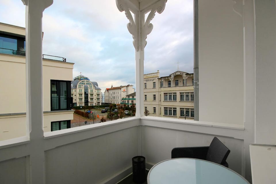Balcony/Terrace, Seating area, City view