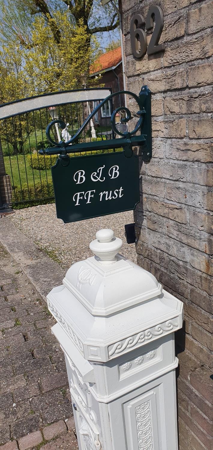 Bed & breakfast FF rust Bed and Breakfast in South Holland (province)