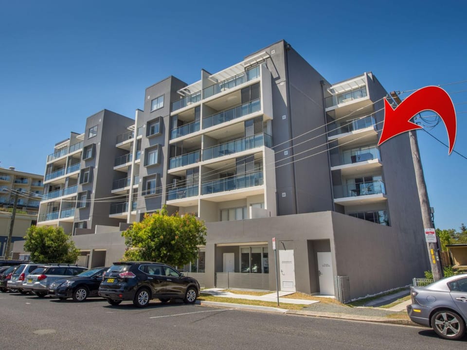The Shoal 303 Air Conditioning WI-FI Netflix Views Linen and Lift Apartment in Shoal Bay
