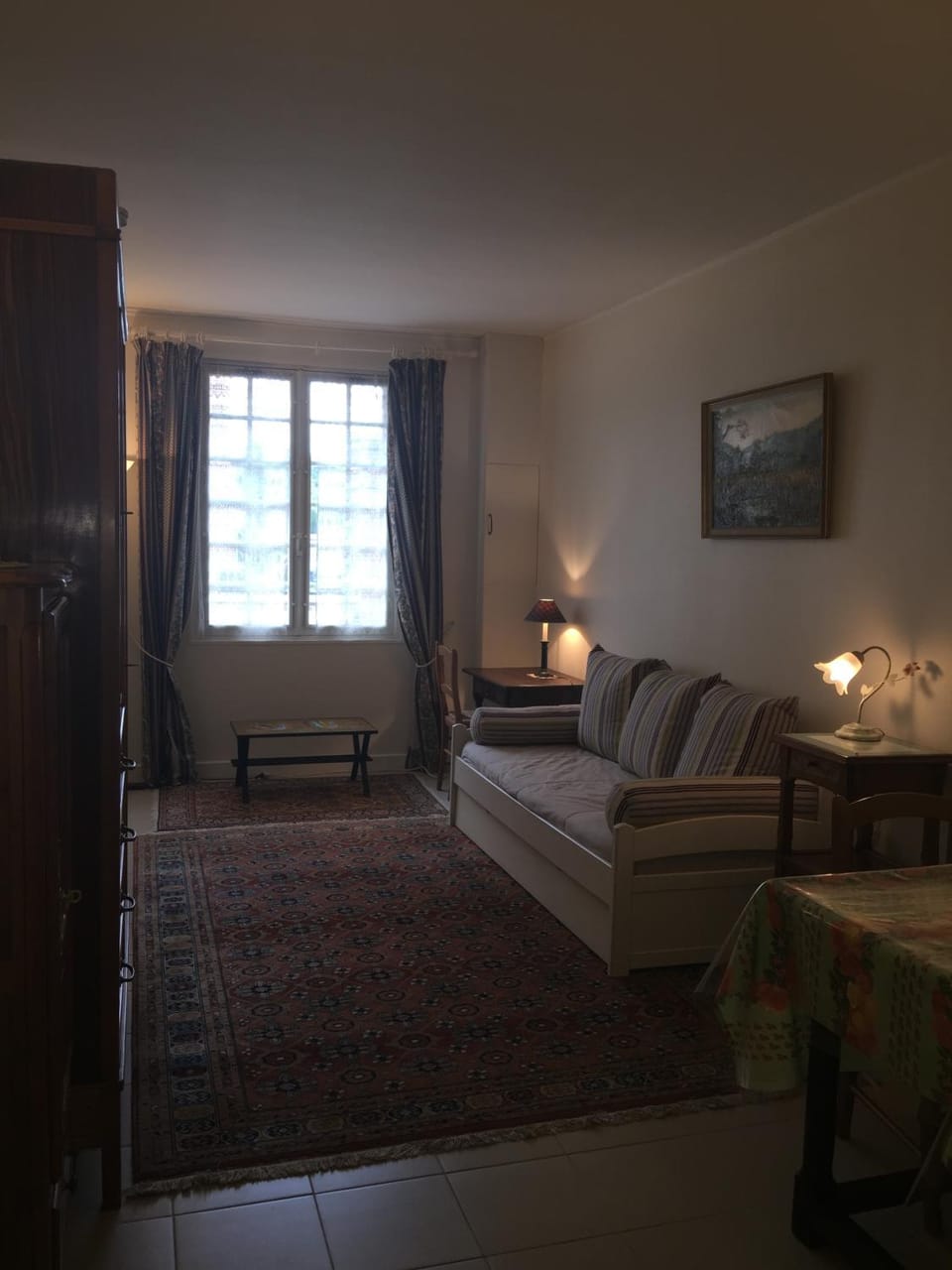 Bed, Living room, Bedroom