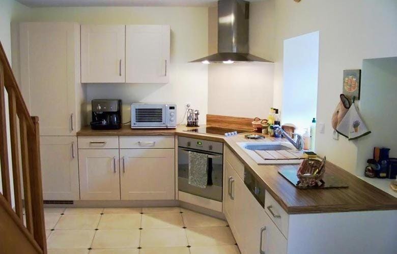 Gîte Le Galta - Maison entiérement équipée, 2 chambres, Bain à remous, terrasse couverte privative près de la DOLCE VIA House in Provence-Alpes-Côte d'Azur