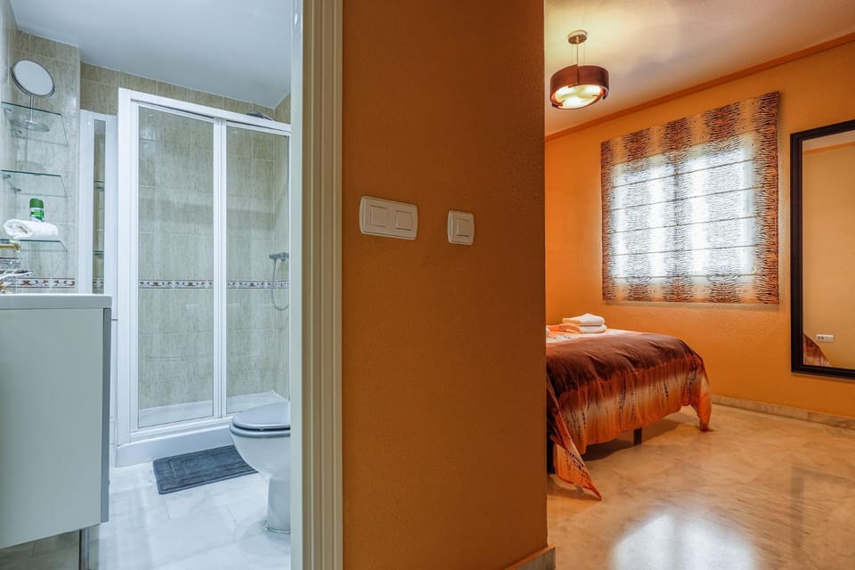 Sensacional Apt 2 Hab 2 baños 4 pax Aljarafe Metro Apartment in Costa de la Luz