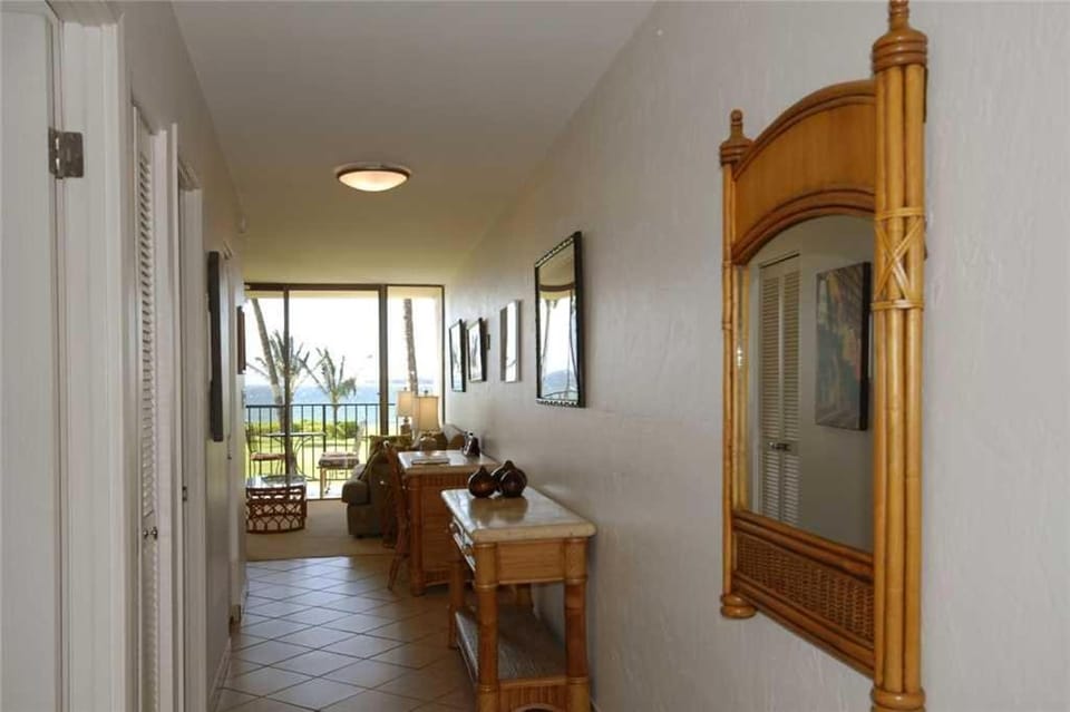 Kihei Surfside 210 Apartment in Wailea
