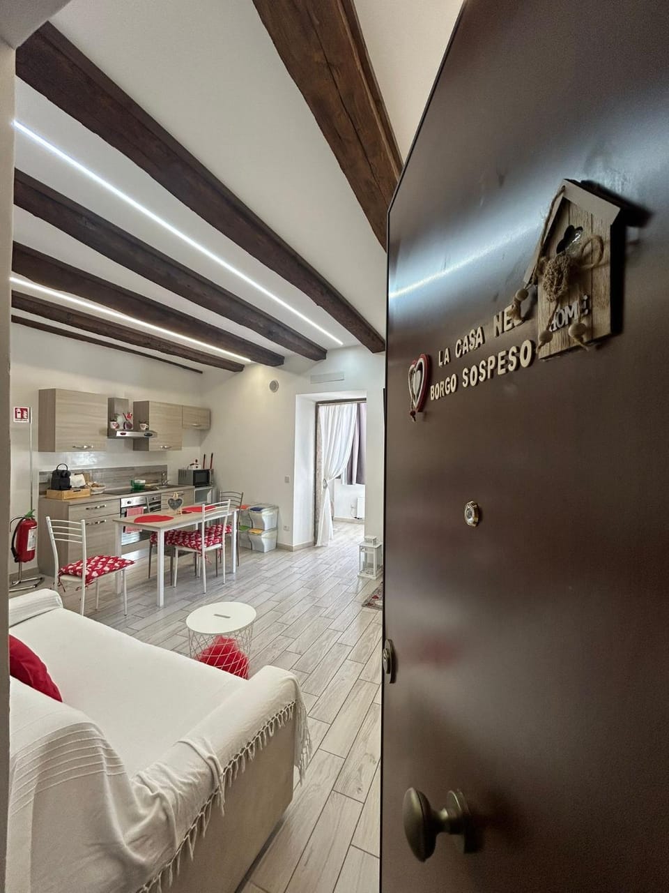 La casa nel Borgo Sospeso "con vasca "no idro " e vista panoramica" Apartment in Umbria