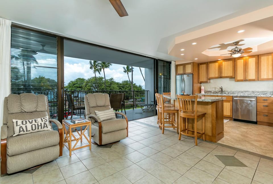 Maui Parkshore 312 Apartment in Kamaole