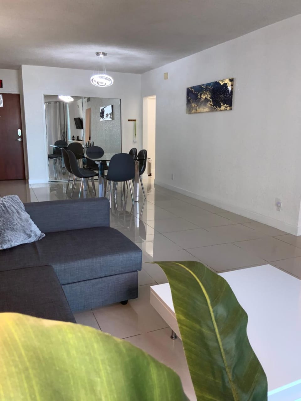 Living room, Dining area, Food