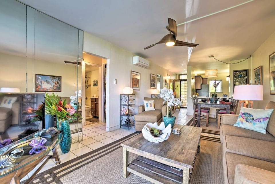 Ocean-View Kihei Condo w/ Lanai: Steps to Beach! House in Kihei