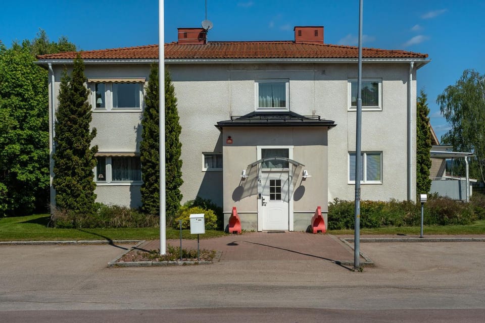 Property building, Facade/entrance