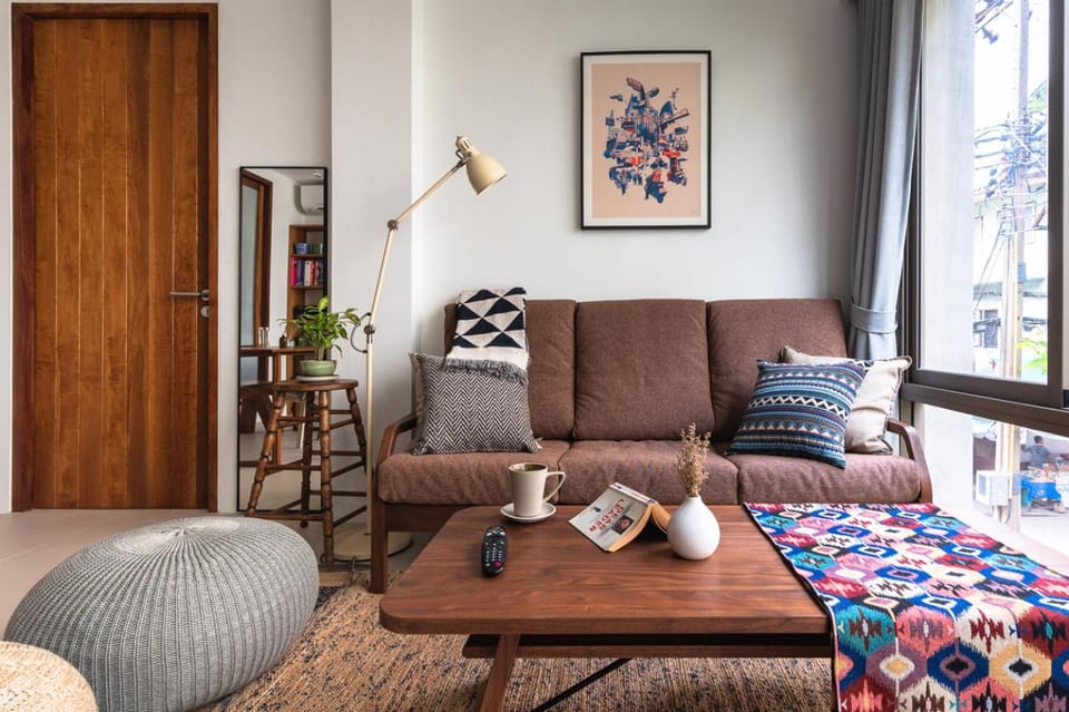 Living room, Seating area