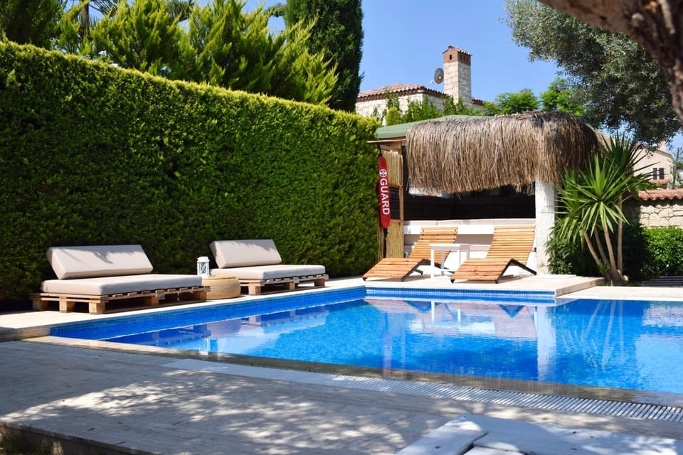 Day, Garden, Garden view, Pool view, Swimming pool, sunbed