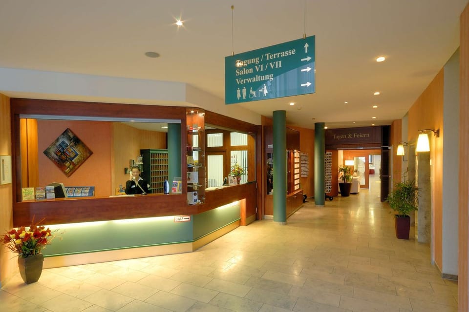 Lobby or reception, On site