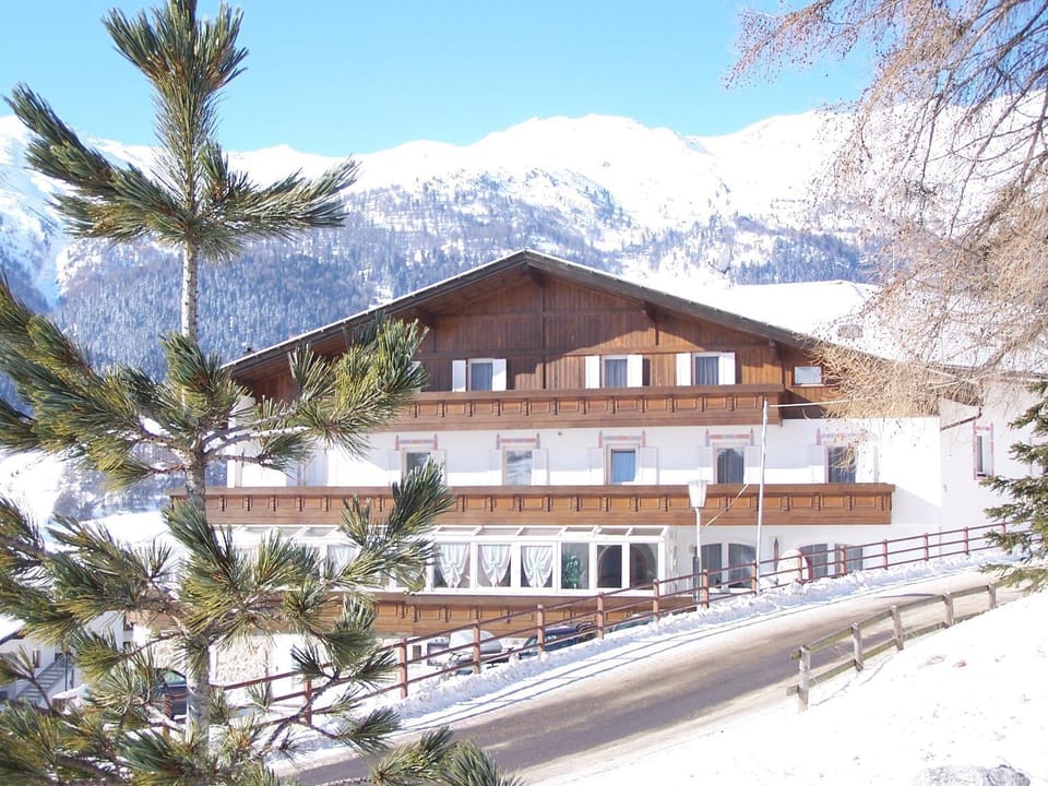 Property building, Winter
