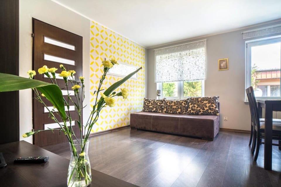 SUNNY GLOW Studio LOQUS Apartment in Masovian Voivodeship