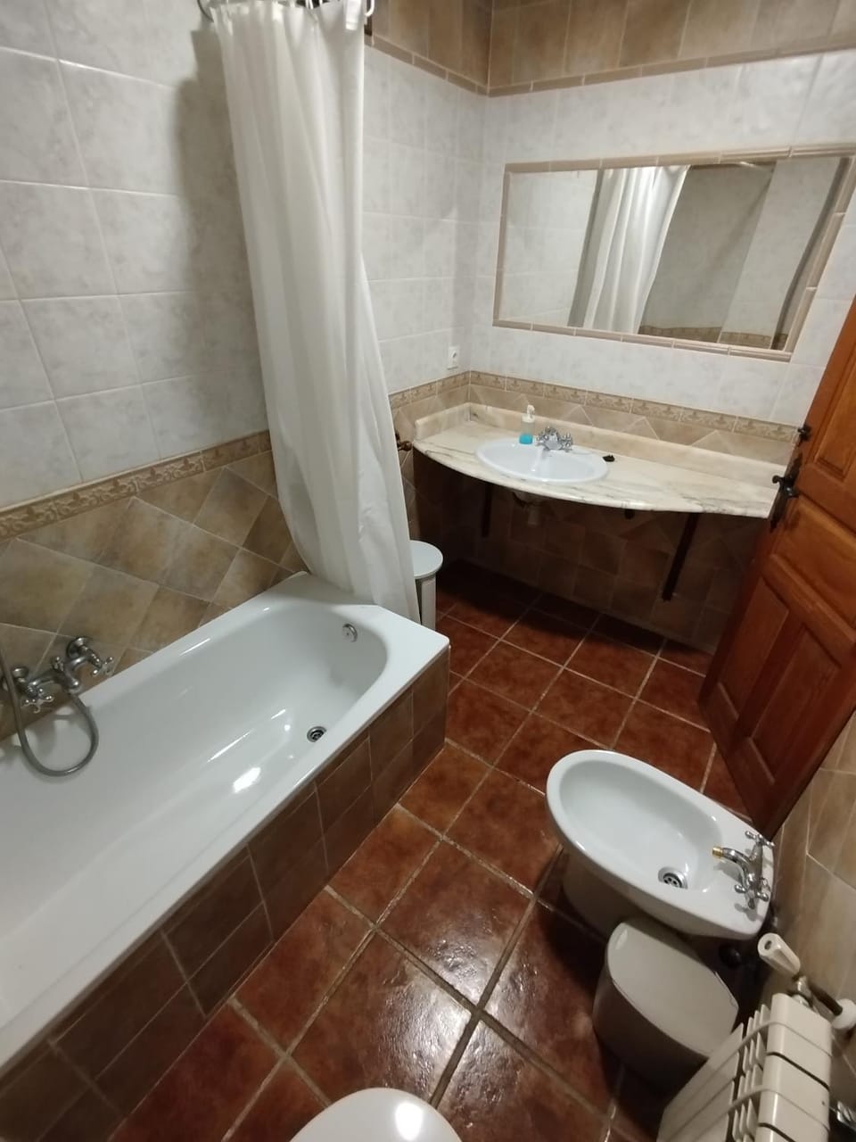 Albergue el Caseron de Fuentes Carrionas Hostel in Cantabria