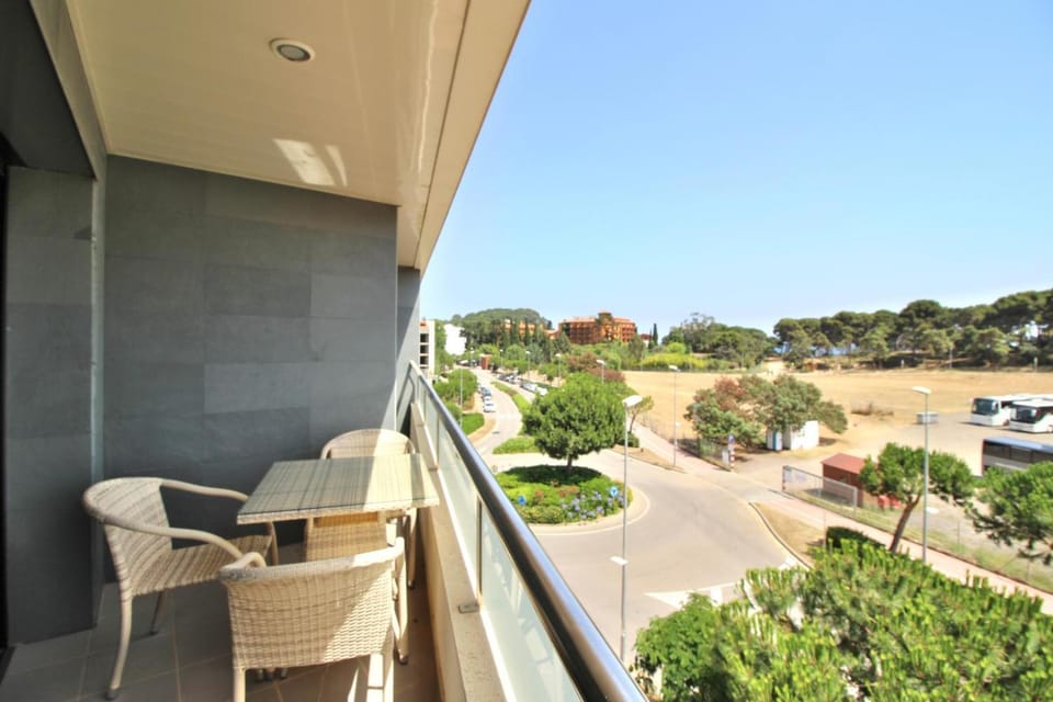 AL20 Apartamento 4 pax, playa Fenals, Costa Brava Apartment in Lloret de Mar