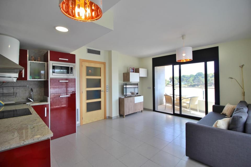 AL20 Apartamento 4 pax, playa Fenals, Costa Brava Apartment in Lloret de Mar
