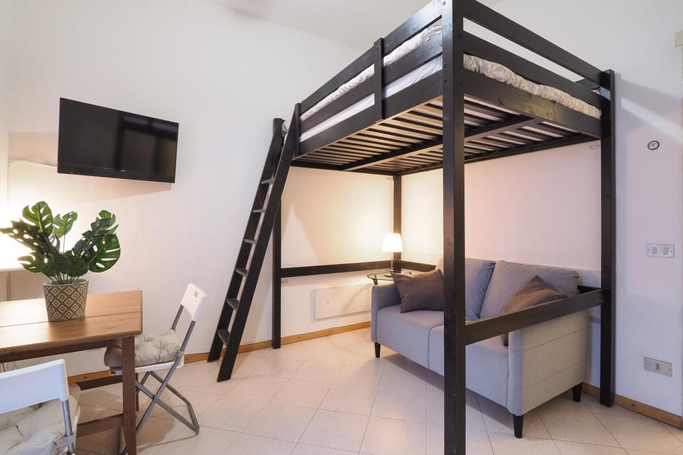 bunk bed