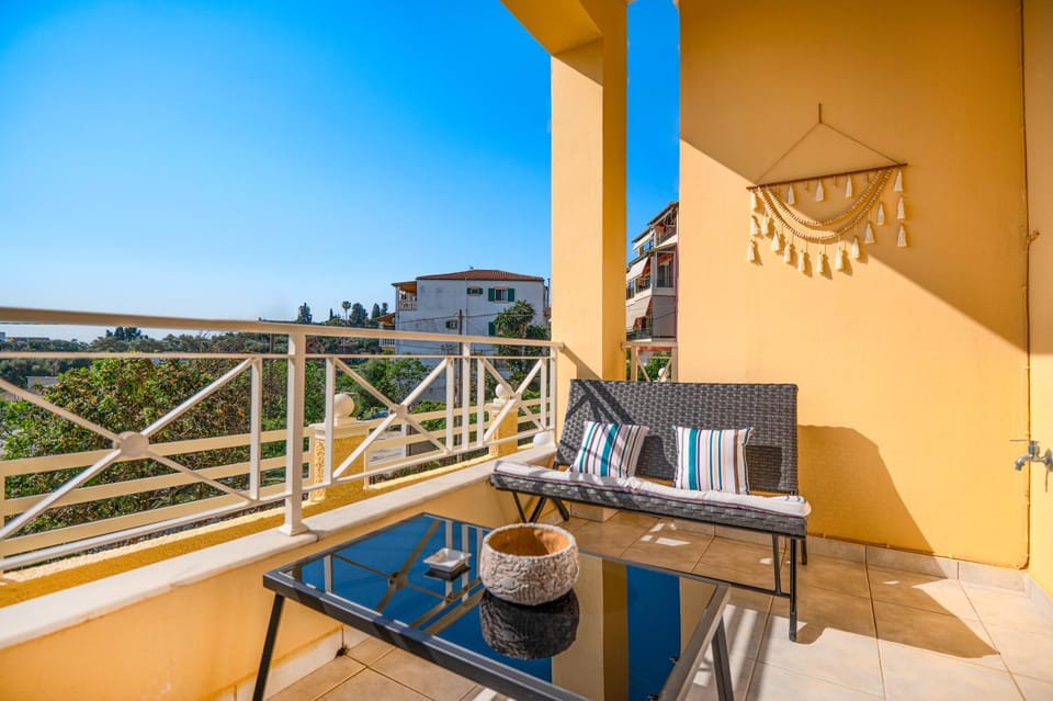 View (from property/room), Balcony/Terrace, Balcony/Terrace, Garden view, Sea view