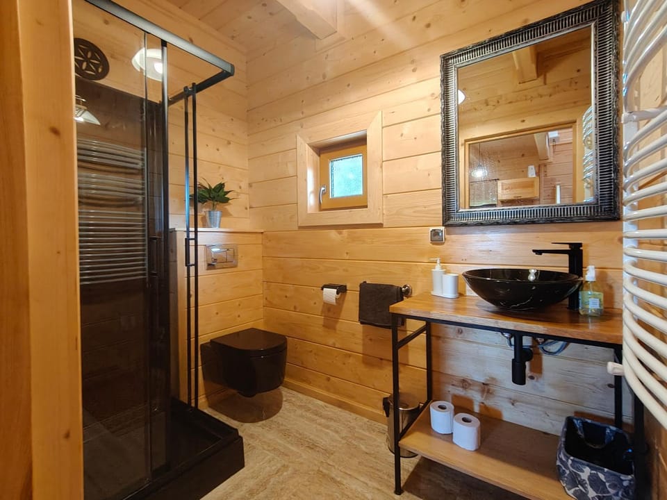 Domek w Zębie z jacuzzi House in Lesser Poland Voivodeship