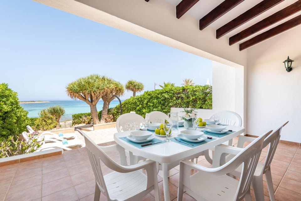Bellamirada - Punta Prima Playa Apartment in Balearic Islands