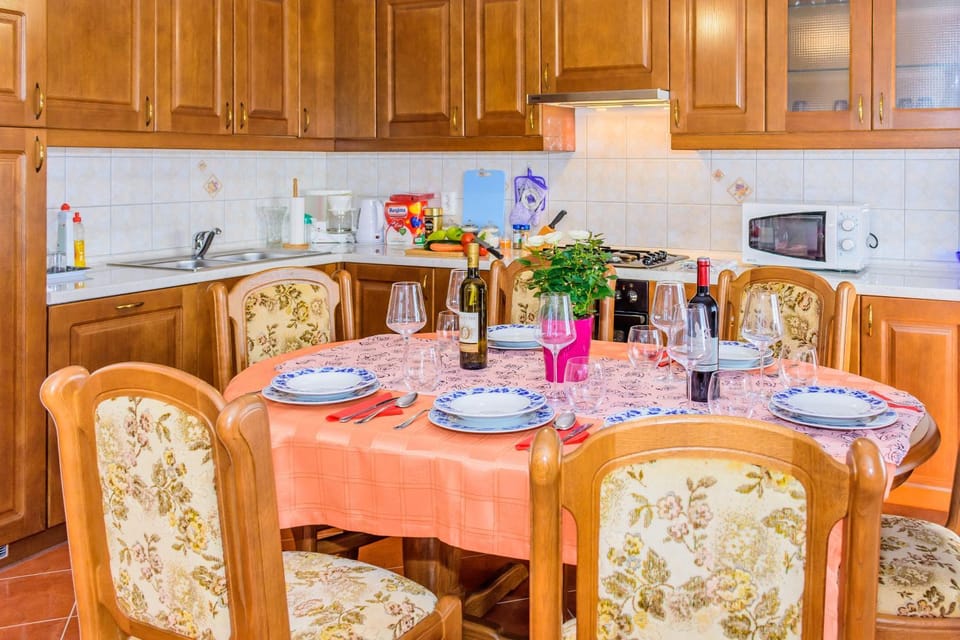 Communal kitchen