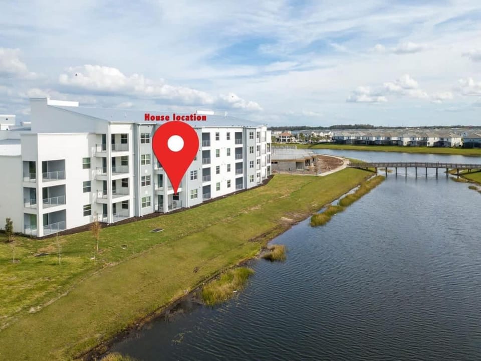 Marvelous 2 Bd Apt Close to Disney at Storey Lake 106 House in Kissimmee