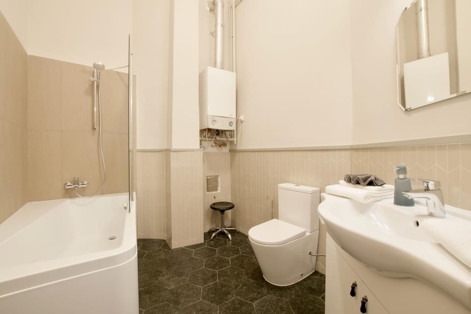 Toilet, Bathroom, Bath