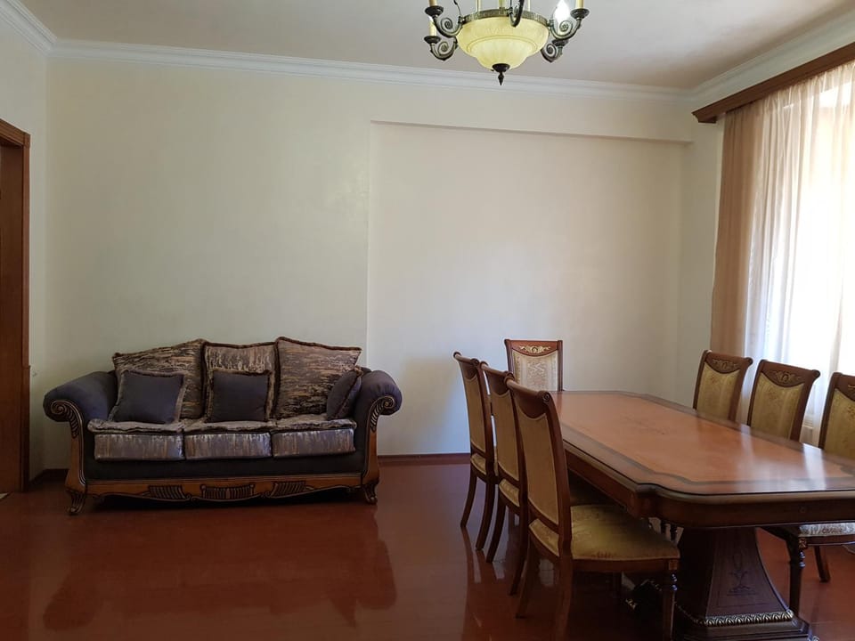 Northern Avenue 2 bedroom Deluxe apartment with Balcony HH644 Apartment in Yerevan