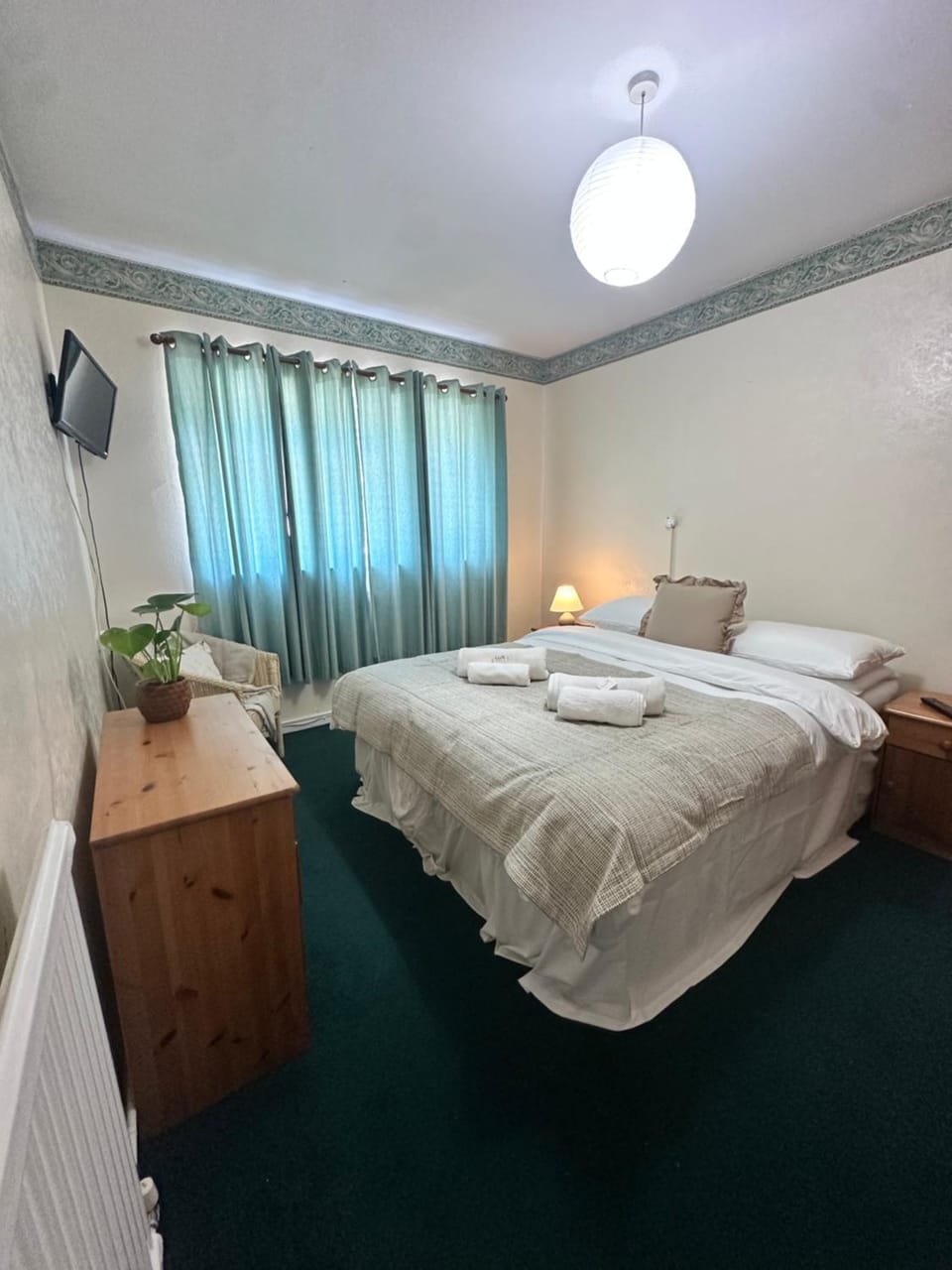 The Jays Guest House Bed and Breakfast in Bristol