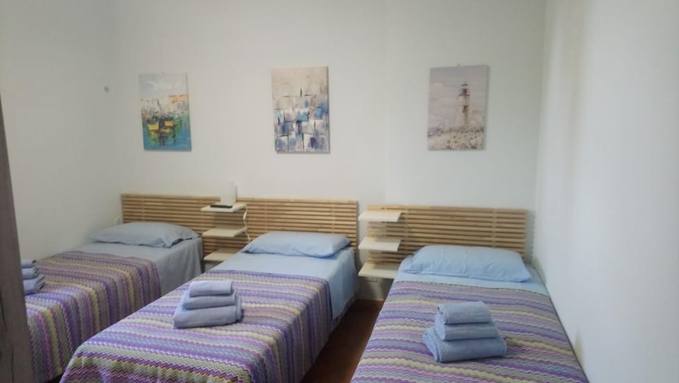 Bed, Photo of the whole room, Bedroom, Breakfast