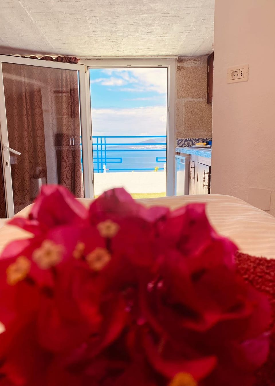 Bed, View (from property/room), Sea view, Sea view, Sunrise, Sunset