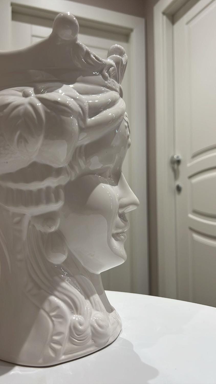 Decorative detail