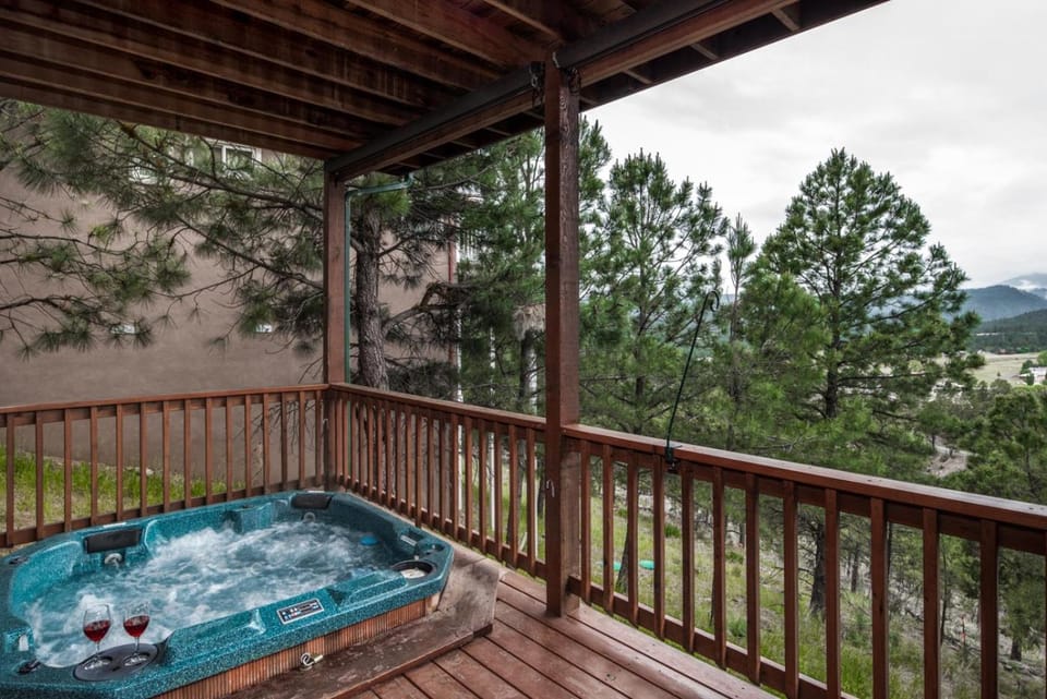 Natural landscape, Hot Tub, Balcony/Terrace, Mountain view