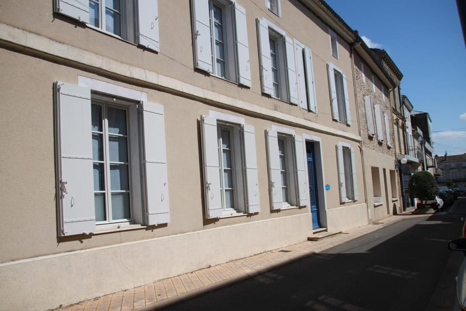 La Maison DUFFOUR chambres d'hôtes avec Petit Déjeuner Bed and Breakfast in Nouvelle-Aquitaine