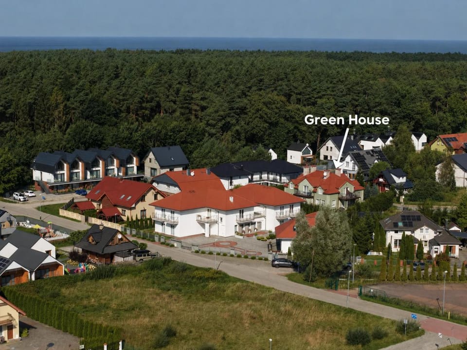 Green House Ustka rowery, parking w cenie,blisko tarasy EuroVelo 10!!! Bed and Breakfast in Pomeranian Voivodeship