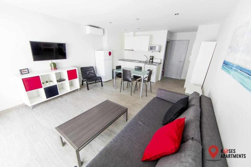 TV and multimedia, Living room, Dining area