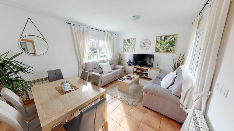 Communal lounge/ TV room, Living room