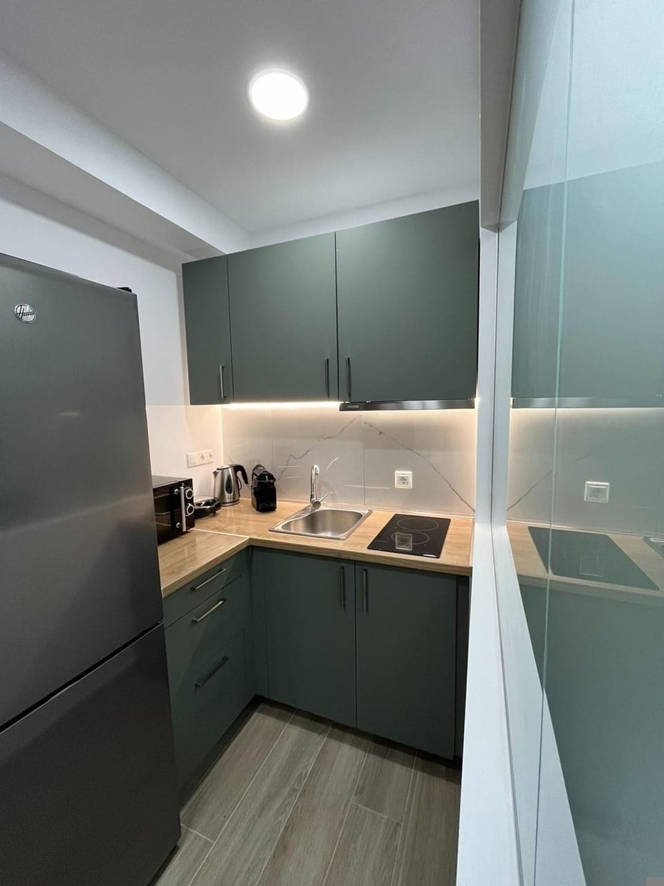 Kitchen or kitchenette, stove