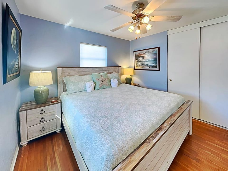 Bed, Bedroom, furniture, wardrobe
