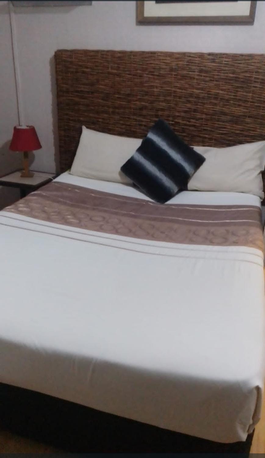 Garden View Guesthouse Klinker Bed and Breakfast in Randburg