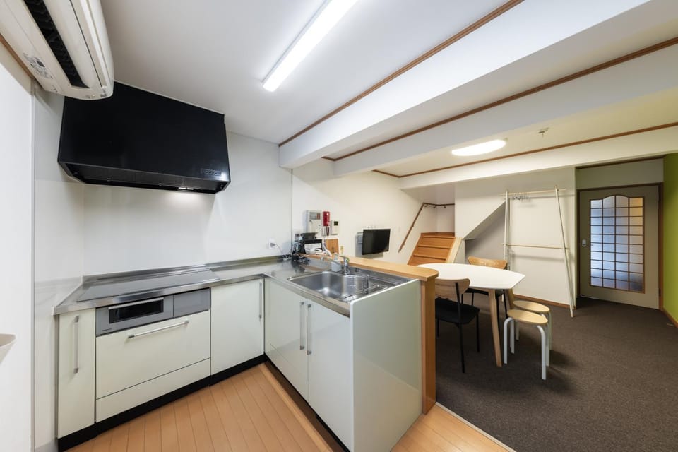 Kitchen or kitchenette, kitchen, kitchen
