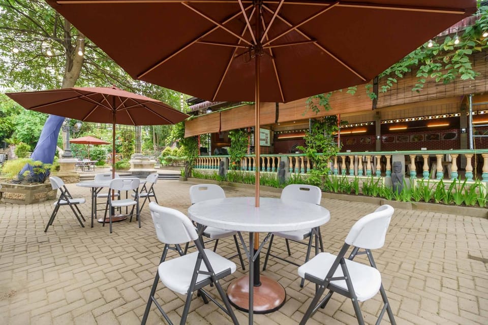 RedDoorz Plus @ Setiabudi Medan 4 Bed and Breakfast in Indonesia