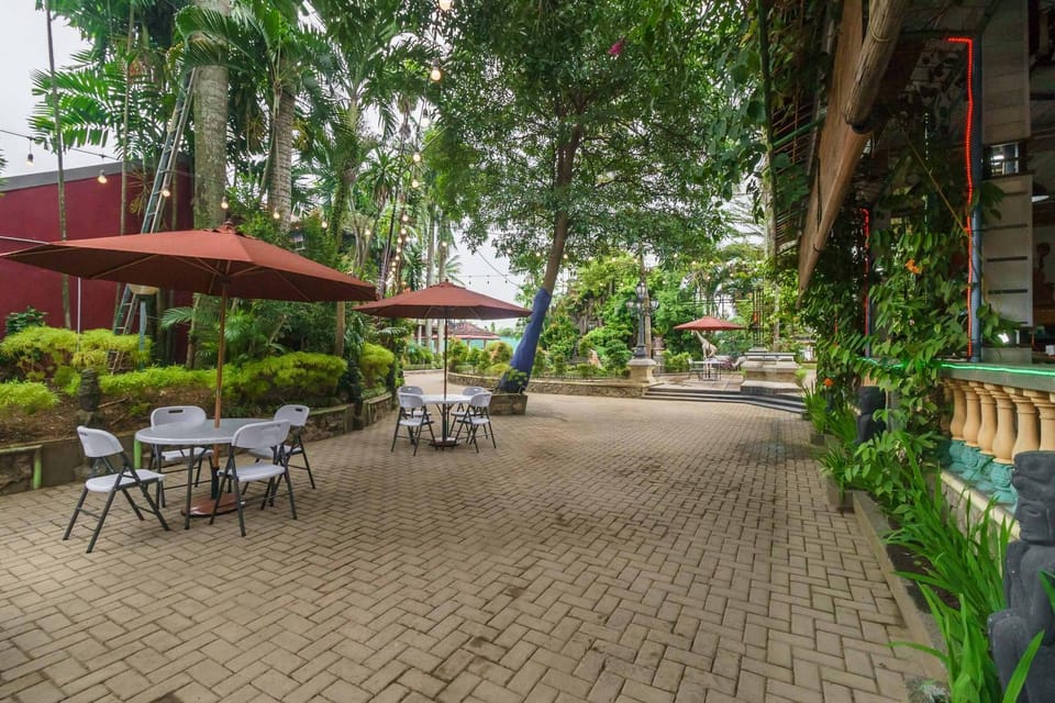 RedDoorz Plus @ Setiabudi Medan 4 Bed and Breakfast in Indonesia