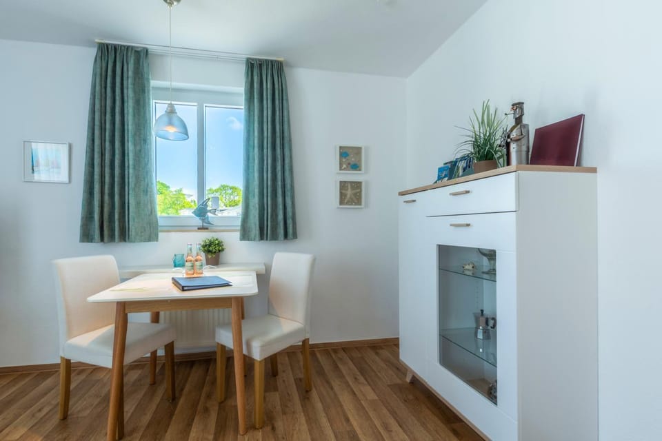 Villa Karola, Wohnung 20 Apartment in Mecklenburg-Vorpommern, Germany
