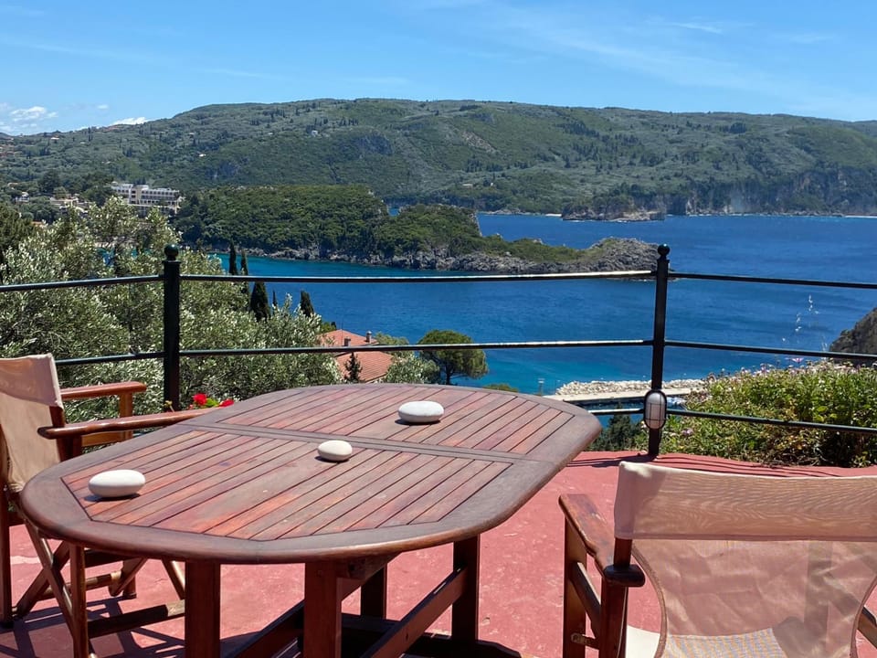 Balcony/Terrace, Mountain view, Sea view