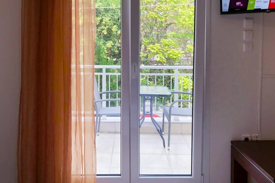 Balcony/Terrace, Garden view