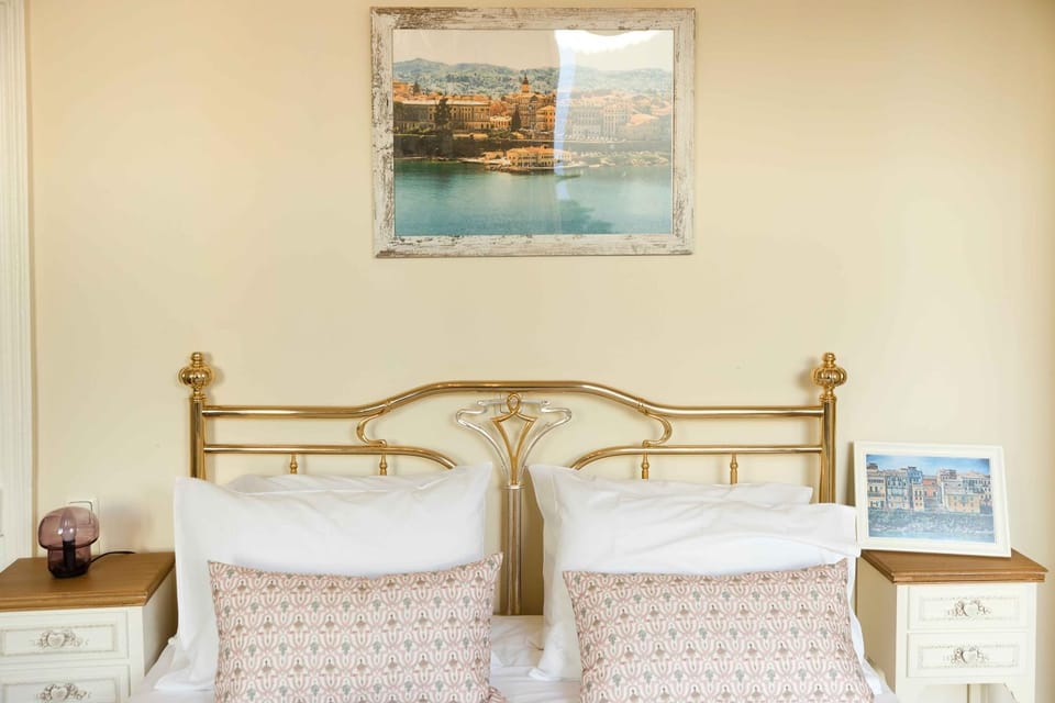 Decorative detail, Bedroom