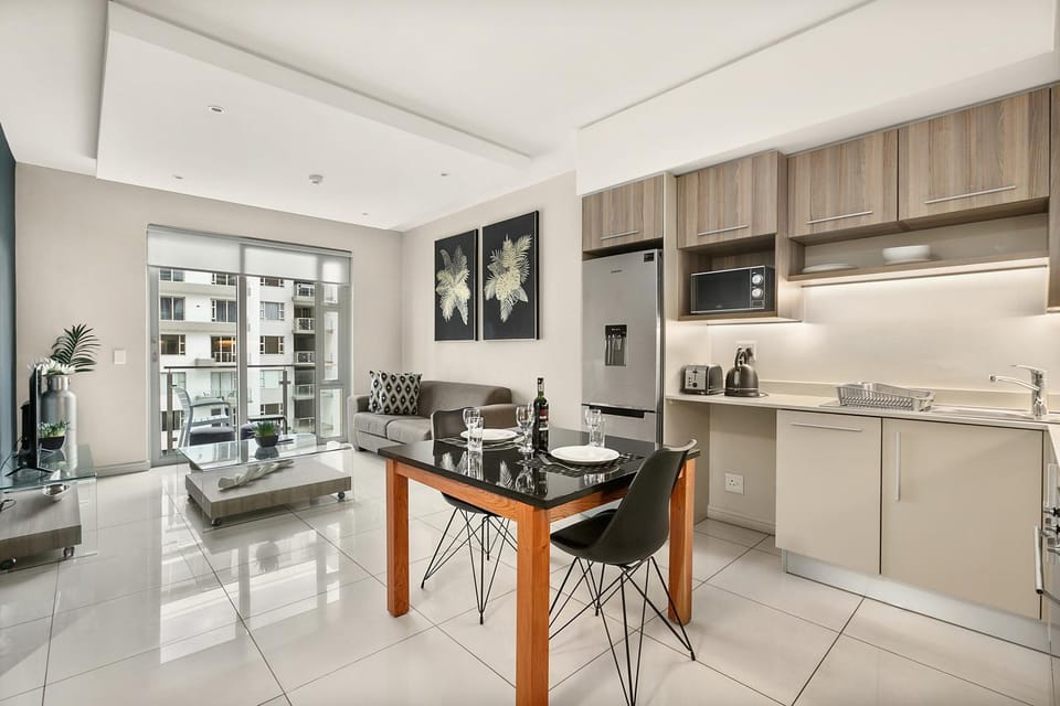 Kitchen or kitchenette, Living room, Dining area