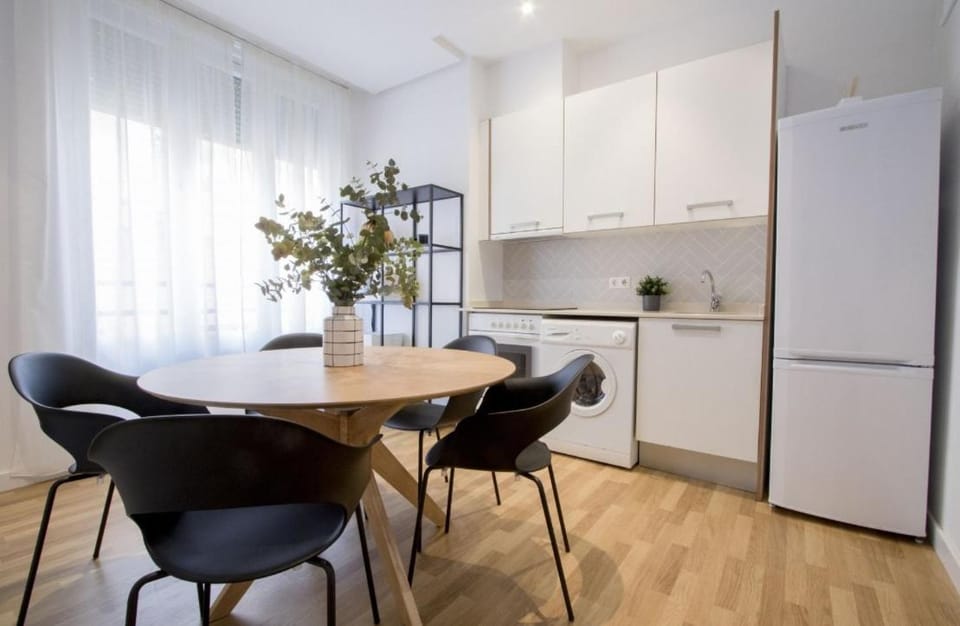 Apartamentos San Vicente Apartment in Valencia